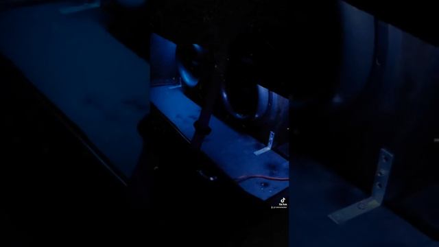 it's a vibe 😎 #sundownaudio #mercedesbenz #w211 #taramps #deafbonce #prv #pioneer #sony смотреть онлайн