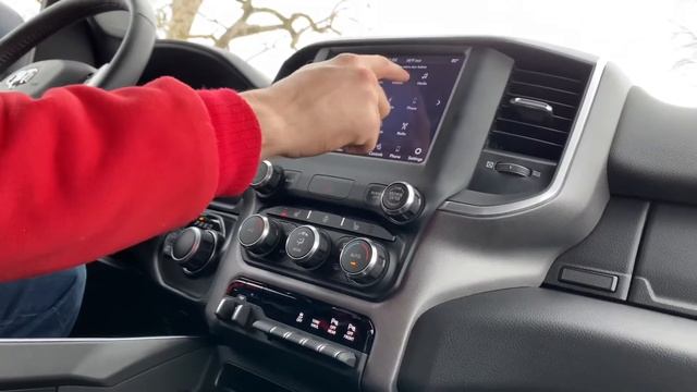 RAM 1500 BIG HORN QUAD CAB 4X4 2021: In-Depth Walkthrough💙(Interior/Exterior) and REVIEW смотреть онлайн