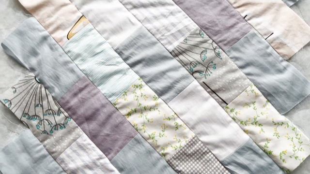 Шьем подушку пэчворк САМЫМ-САМЫМ простым способом / Sew patchwork pillow in a simplest way смотреть онлайн