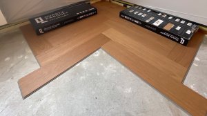 Кварцвинил на клей раскладка ёлочка.