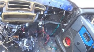 Бедный camaro, год таскали по сервисам! Никто не нашел проблему!