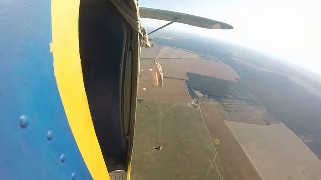 Прыжки с парашютом в Черниговском АСК Прогресс 8 08 21 GOPR6064 смотреть онлайн