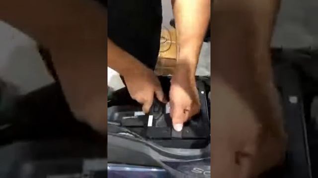 Charge two Super SOCO TS / TC batteries in the same time смотреть онлайн