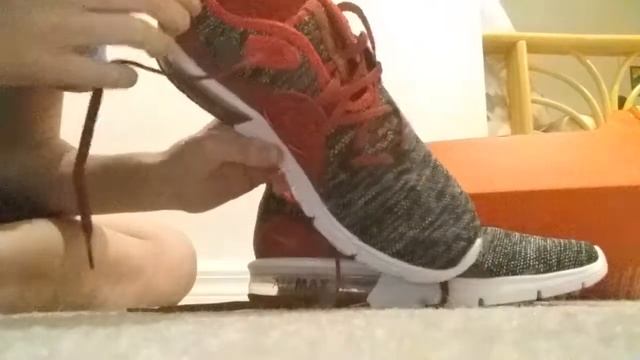 Unboxing the Nike Air Max Sequent 3's смотреть онлайн