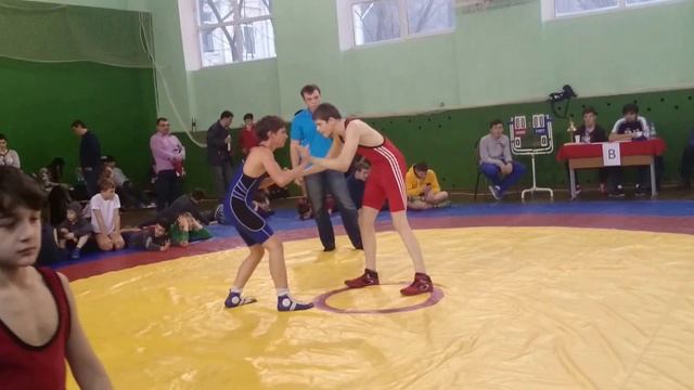 Антон опасный первый круг смотреть онлайн
