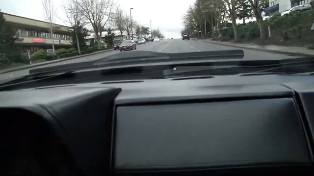 1985 Ferrari Testarossa Road Test смотреть онлайн