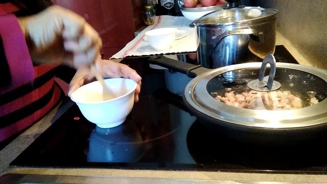 SPAGHETTI ALLA CARBONARA |Italian style| Simple & Quickly|tata cadavid смотреть онлайн