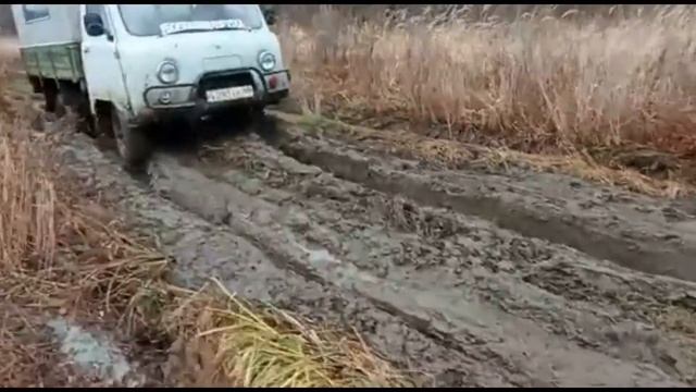 УАЗ НА ОБДИРЫШАХ. смотреть онлайн