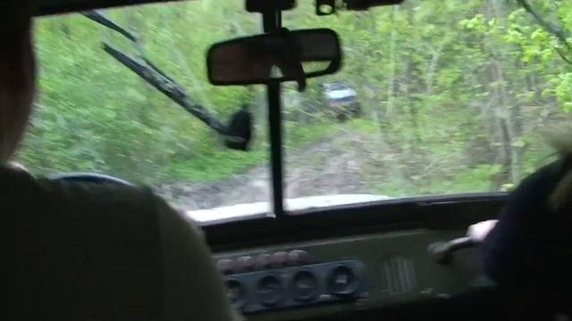 Внутри уаза смотреть онлайн