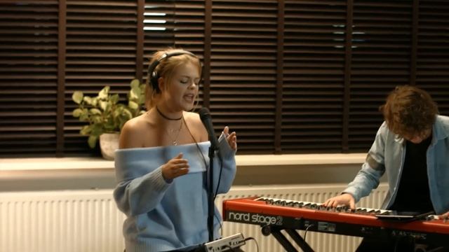 Live Session | All Of Me, When We Were Young, Take Me To Church & More
