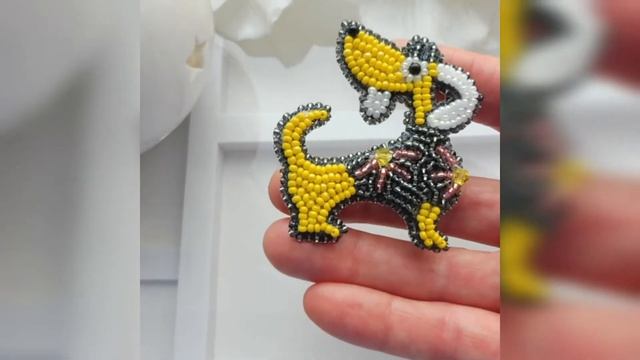 Брошь Собака желтая Любови Кливер смотреть онлайн