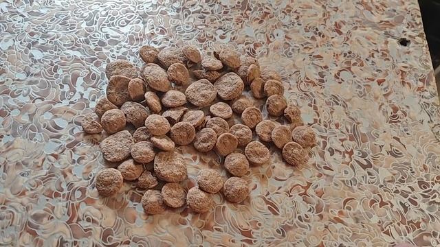 Какие гранулы корма лучше, большие или маленькие смотреть онлайн