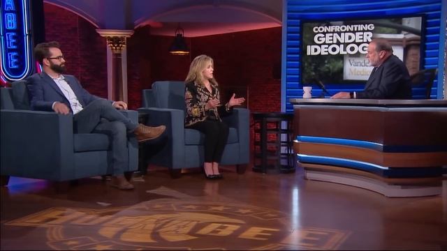 Matt Walsh: They're Doing Irreversible DAMAGE to CHILDREN | Walsh & Sen. Blackburn | Huckabee смотреть онлайн