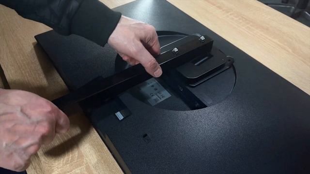 How to Customize a Dual Monitor Setup, Replace the Stands: A Step-by-Step Guide смотреть онлайн