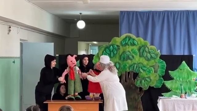 Поросята и прививка. Сказка Айболит 🎭 смотреть онлайн