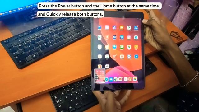 iPad screenshot keys | How to take screenshot in ipad смотреть онлайн