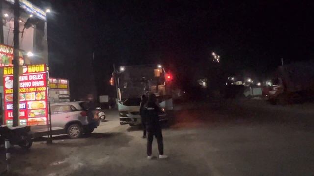 Scam hote hote bcha | Dehradun to Manali in Volvo Bus Journy #busjourney #scam #manali смотреть онлайн