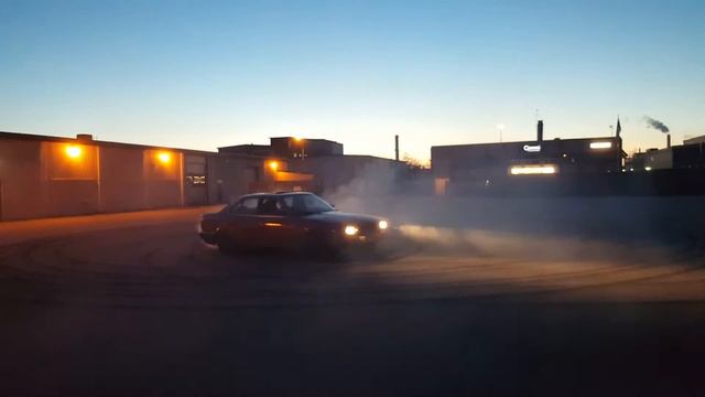 Bmw e34 m20b25 turbo смотреть онлайн