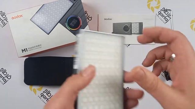 GODOX - M1- RGB Mini Creative On-Camera LED Light смотреть онлайн