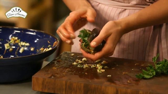 Пълнени патладжани в буркани | Бон Апети смотреть онлайн