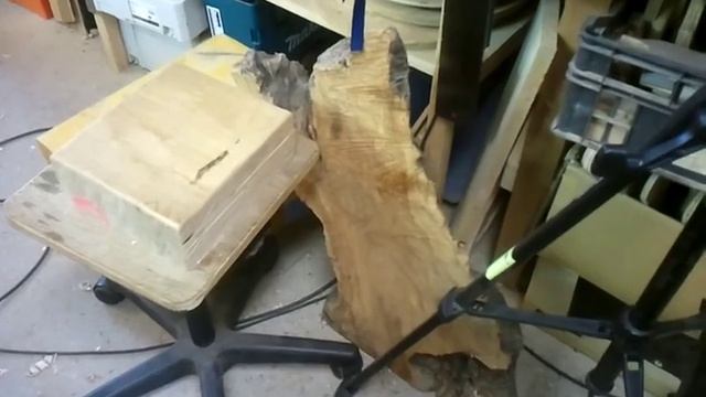 Grande visite de l'atelier Imago Guitare . смотреть онлайн