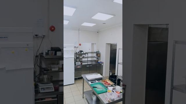 SALOM. ALEKUKUM ISH. JAROYON. KIRIB. TOMOSHA. QILING 5 k bosak. padarka. borr doslar. obuna. bilam смотреть онлайн