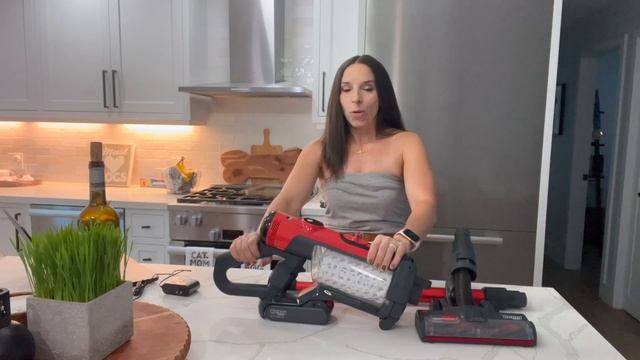 Henry Quick Review - From a Vacuum Store Owner and Avid Vacuum User смотреть онлайн