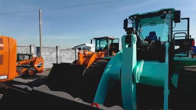 Единственный в России, уникальный электрический фронтальный погрузчик XGMA. смотреть онлайн