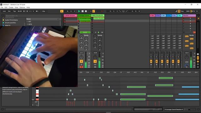 Launchkey Mini Mk3 - Changing Modes and Using them in Ableton смотреть онлайн