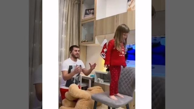 Дочка падай, не бойся я тебя поймаю смотреть онлайн