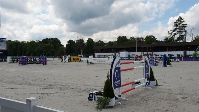 ZAWODY JEŹDZIECKIE NA HIPODROMIE W SOPOCIE LONGINES GRAND PRIX , LONGINES FEI JUMPING NATIONS CUP смотреть онлайн