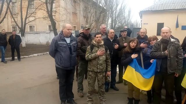 Николаев. Волонтеры и АТОшники предостерегают командование НГУ от силового разгона блокады смотреть онлайн