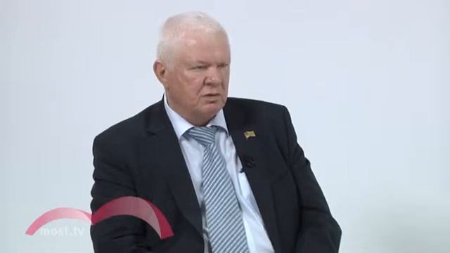 Федор Жигаров в программе "Белая студия" Мост.тв (14.03.2014) смотреть онлайн