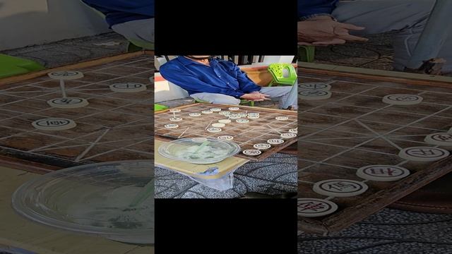 Как проводят досуг Вьетнамские мужчины смотреть онлайн