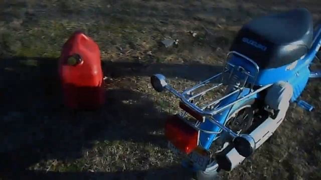 Starting the 1986 Suzuki FA50 смотреть онлайн