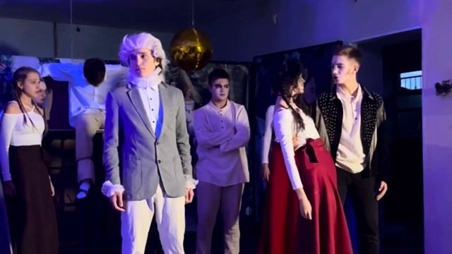 ВЛОГ СО СПЕКТАКЛЯ «СТО лет одиночества»|ТЕАТРАЛЬНОЕ смотреть онлайн