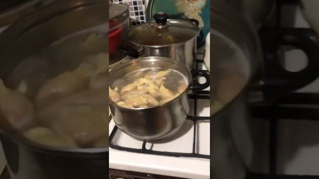 Вареники с клубникой.Вкусно! #shortsvideo смотреть онлайн