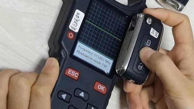 Lonsdor KH100 Identify Remote Frequency