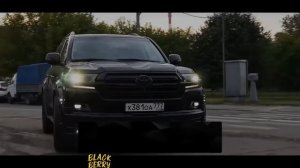 Bodiev – Крузак 200   Летит Крузак двухсотый позади крики босоты