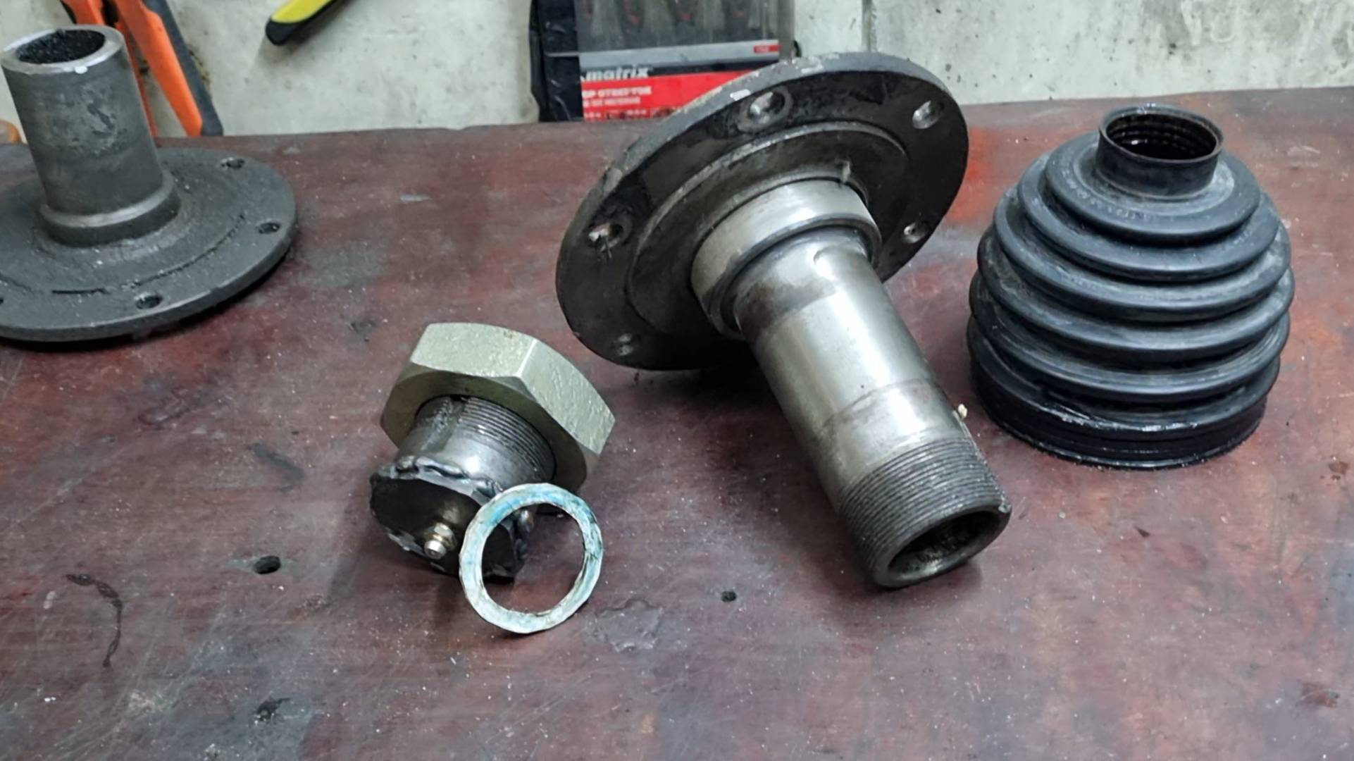 Шум переднего моста УАЗ Патриот, смазка втулки цапфы. смотреть онлайн