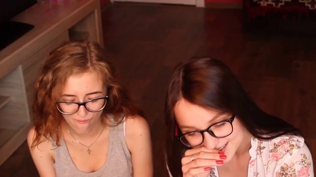 РВОТА ИЛИ ВОНЮЧИЕ НОСКИ || Bean Boozled Challenge || Юлия Ком смотреть онлайн
