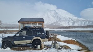 Камчатка, вулкан Ходутка, Ходутские горячие источники