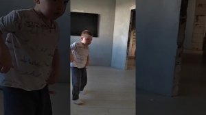 Я убегу улыбчивым вернусь домой. Выходя из дома, главное, не грусти 🤣