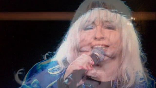 Ewa "Dani" The Show Must Go On смотреть онлайн