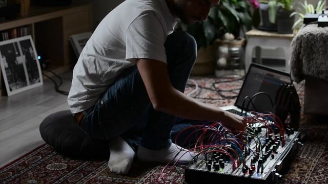 Modulove смотреть онлайн