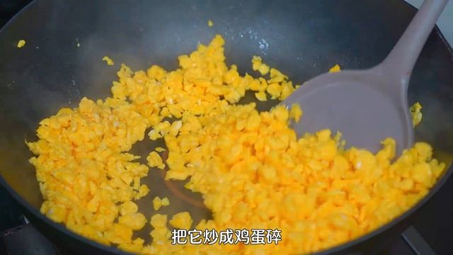 调荠菜饺子馅，不要乱加调料，好吃做法教会你，鲜嫩美味真好吃 смотреть онлайн