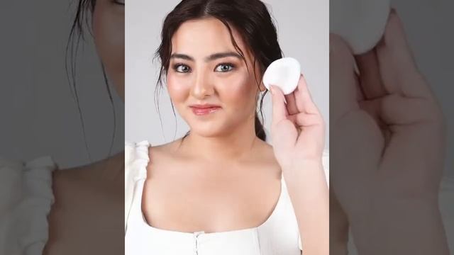 Cassy Legaspi with BEAUTéDERM’s Beauté L’ Eau Micellaire Make-Up Remover смотреть онлайн