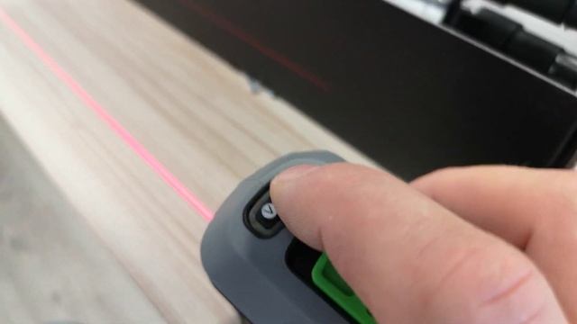 Poziomica laserowa. Лазерный уровень Niteo tools смотреть онлайн