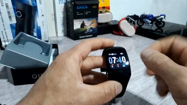 Smartwatch Q11 Muito Top.