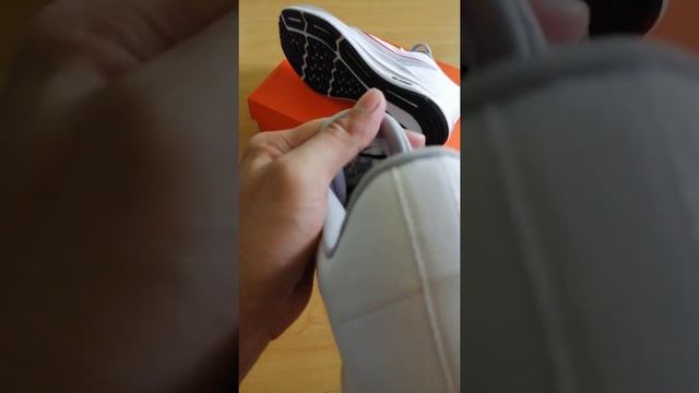 Nike Downshifter 9 (unboxing) смотреть онлайн